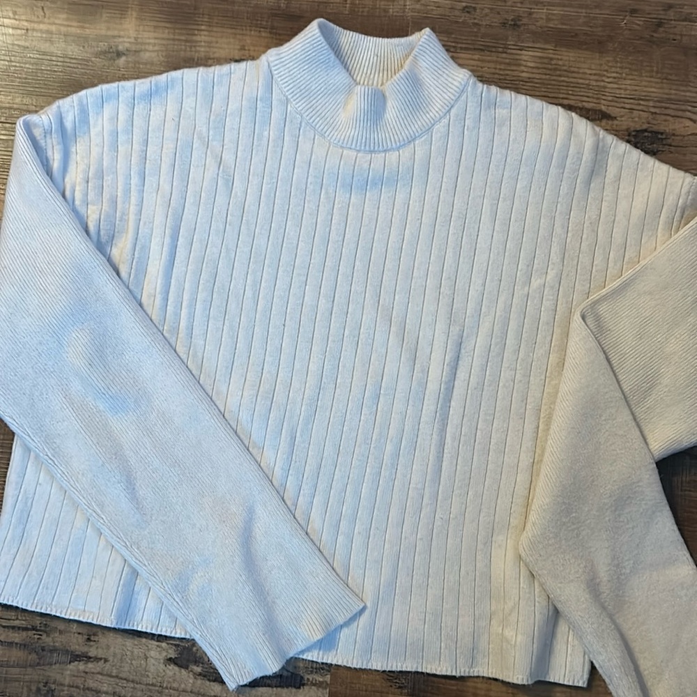 LA Hearts Beige sweater